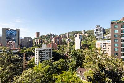 Apartamento de 3 alcobas en venta en El Poblado, Medellín, 164 m² · foto 6 de 20