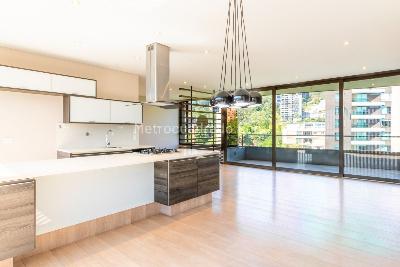 Apartamento de 3 alcobas en venta en El Poblado, Medellín, 164 m² · foto 4 de 20