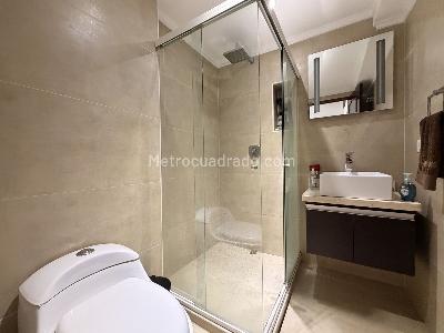 Casa de 4 alcobas en venta en El Poblado, Medellín, 230 m² · foto 14 de 18