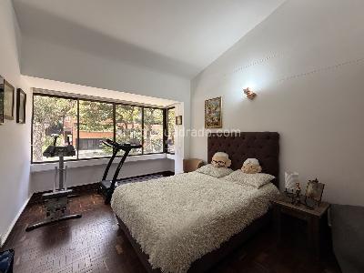 Casa de 4 alcobas en venta en El Poblado, Medellín, 230 m² · foto 13 de 18