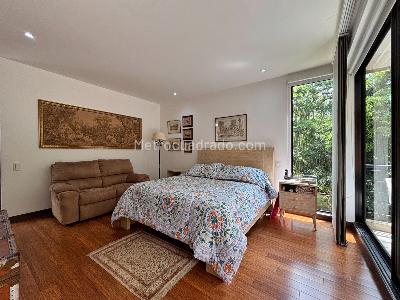 Casa de 3 alcobas en venta en La Calleja, Envigado, 228 m² · foto 12 de 20