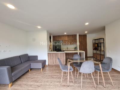 Apartamento de 3 alcobas en venta en El Trianon, Envigado, 83 m² · foto 2 de 20