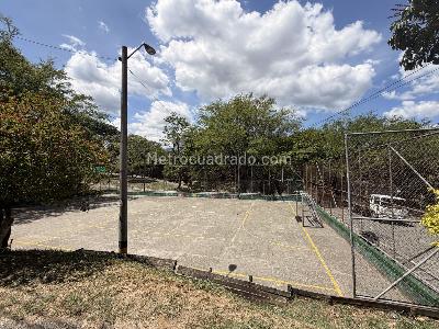 Casa de 2 alcobas en venta en Toscana, Medellín, 54 m² · foto 16 de 17