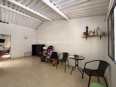 Casa de 2 alcobas en venta en Toscana, Medellín, 54 m² · foto 3 de 17