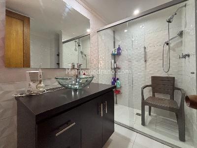 Apartamento de 3 alcobas en venta en El Poblado, Medellín, 143 m² · foto 16 de 20