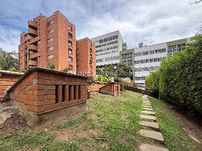 Apartamento de 3 alcobas en venta en El Poblado, Medellín, 143 m² · foto 20 de 20