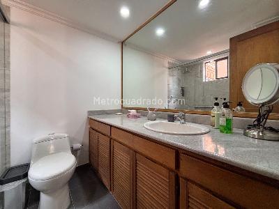 Apartamento de 3 alcobas en venta en El Poblado, Medellín, 143 m² · foto 11 de 20