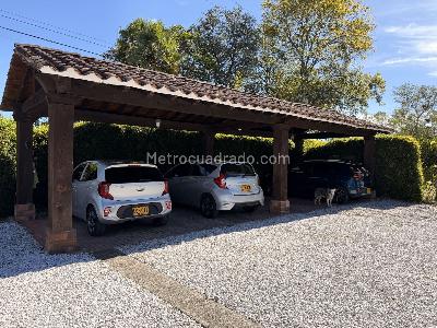 Casa de 4 alcobas en arriendo en Vilachuaga, Rionegro, 320 m² · foto 16 de 20