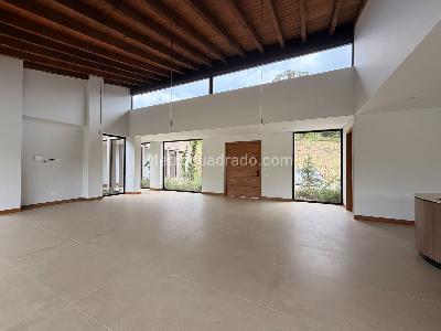 Casa de 3 alcobas en arriendo en El Hoyito, Rionegro, 380 m² · foto 4 de 19