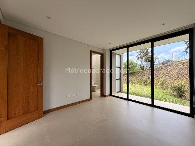Casa de 3 alcobas en arriendo en El Hoyito, Rionegro, 380 m² · foto 9 de 19