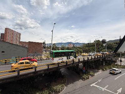Apartamento en venta en Simón Bolívar, Itagüí · foto 2 de 19