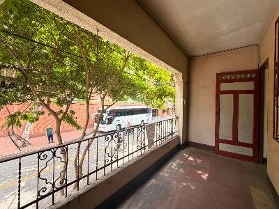 Casa de 5 alcobas en venta en Centro, Medellín, 167 m² · foto 3 de 20