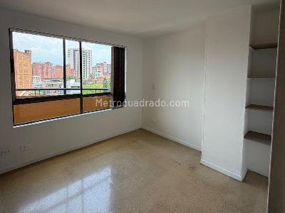 Apartamento en arriendo en La America, Medellín · foto 9 de 15