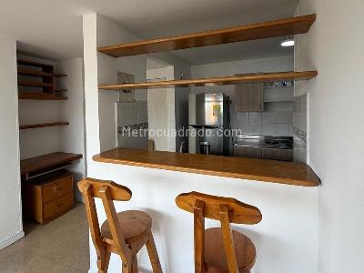 Apartamento en arriendo en La America, Medellín · foto 5 de 15