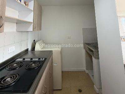 Apartamento en arriendo en La America, Medellín · foto 6 de 15