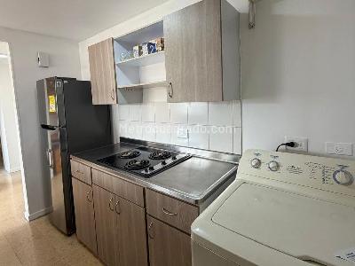Apartamento en arriendo en La America, Medellín · foto 7 de 15