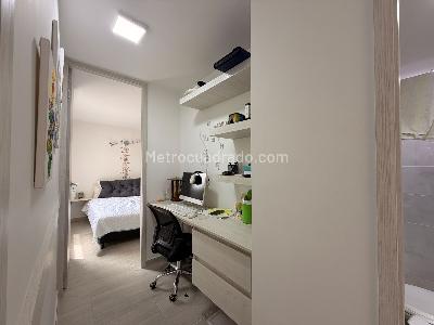 Apartamento en venta en Calasanz Parte Alta, Medellín · foto 10 de 18