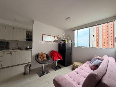 Apartamento en venta en Calasanz Parte Alta, Medellín · foto 3 de 18