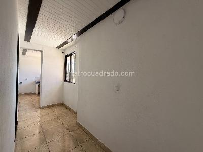 Casa de 3 alcobas en venta en Aranjuez, Medellín, 182 m² · foto 9 de 20
