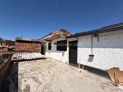 Casa de 3 alcobas en venta en Aranjuez, Medellín, 182 m² · foto 19 de 20