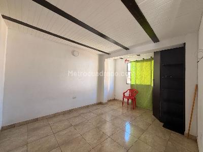 Casa de 3 alcobas en venta en Aranjuez, Medellín, 182 m² · foto 6 de 20