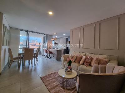 Apartamento de 3 alcobas en venta en Loma De Los Mesa, Envigado, 99 m² · foto 2 de 20