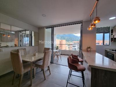 Apartamento de 3 alcobas en venta en Loma De Los Mesa, Envigado, 99 m² · foto 3 de 20