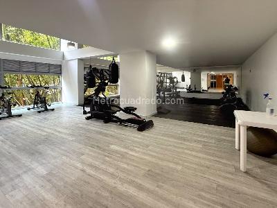 Apartamento de 3 alcobas en venta en Loma Del Escobero, Envigado, 135 m² · foto 19 de 20