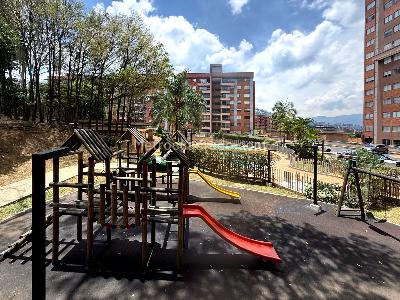 Apartamento de 3 alcobas en venta en Loma Del Escobero, Envigado, 135 m² · foto 20 de 20