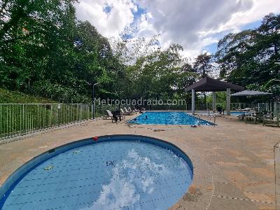 Apartamento de 3 alcobas en venta en Loma De Los Mesa, Envigado, 128 m² · foto 16 de 20