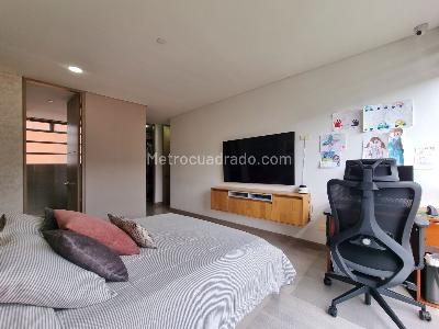 Apartamento de 3 alcobas en venta en Loma De Los Mesa, Envigado, 128 m² · foto 13 de 20