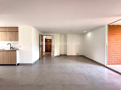 Apartamento de 2 alcobas en venta en Castropol, Medellín, 82 m² · foto 2 de 19