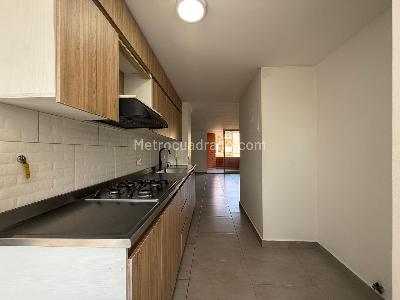 Apartamento de 2 alcobas en venta en Castropol, Medellín, 82 m² · foto 6 de 19