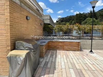 Apartaestudio en venta en Bosque Izquierdo, Bogotá, 55 m² · foto 12 de 19