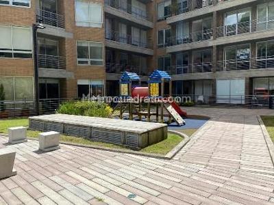 Apartaestudio en venta en Bosque Izquierdo, Bogotá, 55 m² · foto 15 de 19