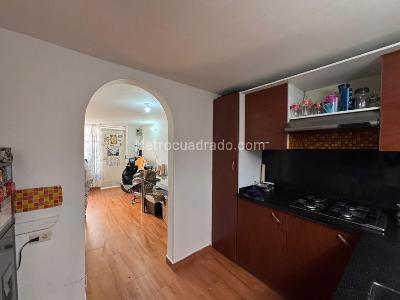 Casa de 4 alcobas en venta en Tintala, Bogotá, 60 m² · foto 3 de 15