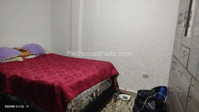 Casa de 5 alcobas en venta en Ciudad Kennedy Norte, Bogotá, 144 m² · foto 2 de 17