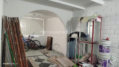 Casa de 5 alcobas en venta en Ciudad Kennedy Norte, Bogotá, 144 m² · foto 6 de 17