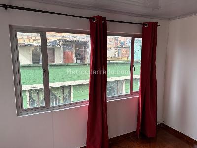 Casa de 5 alcobas en venta en Vision De Oriente, Bogotá, 240 m² · foto 8 de 10