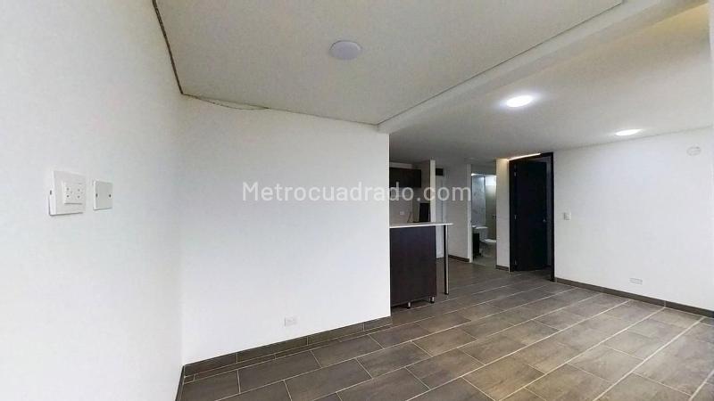 Piso – Bogotá, Los Mártires, Localidad Los Mártires - Más