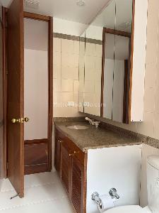 Apartamento de 2 alcobas en venta en San Patricio Usaquen, Bogotá, 90 m² · foto 9 de 12
