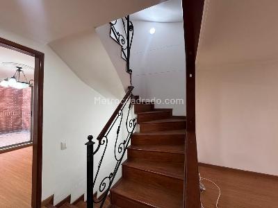 Casa de 5 alcobas en venta en Gratamira, Bogotá, 248 m² · foto 8 de 20