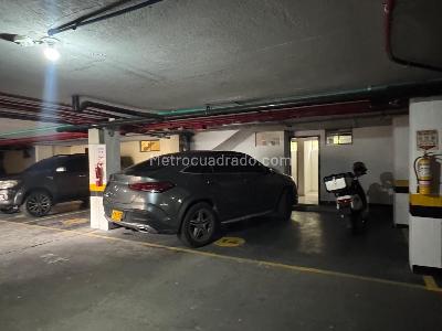 Casa de 5 alcobas en venta en Gratamira, Bogotá, 248 m² · foto 19 de 20
