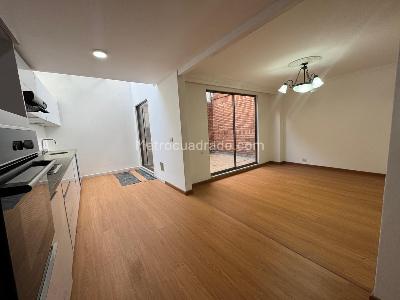 Casa de 5 alcobas en venta en Gratamira, Bogotá, 248 m² · foto 6 de 20