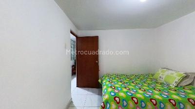 Casa de 5 alcobas en venta en Rincon De Galicia, Bogotá, 237 m² · foto 3 de 20