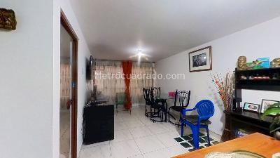 Casa de 5 alcobas en venta en Rincon De Galicia, Bogotá, 237 m² · foto 2 de 20