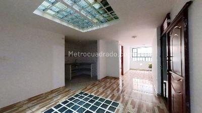 Casa de 5 alcobas en venta en Rincon De Galicia, Bogotá, 237 m² · foto 7 de 20