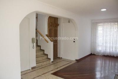 Casa de 4 alcobas en venta en Los Andes Barrios Unidos, Bogotá, 198 m² · foto 2 de 19