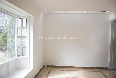 Casa de 4 alcobas en venta en Los Andes Barrios Unidos, Bogotá, 198 m² · foto 4 de 19