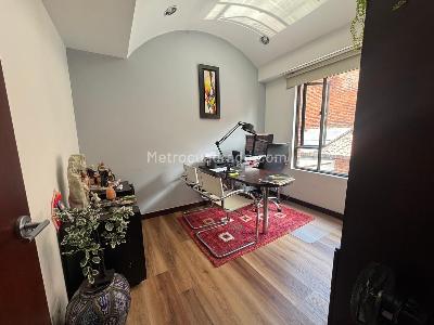 Casa en venta en Gratamira, Bogotá · foto 9 de 17